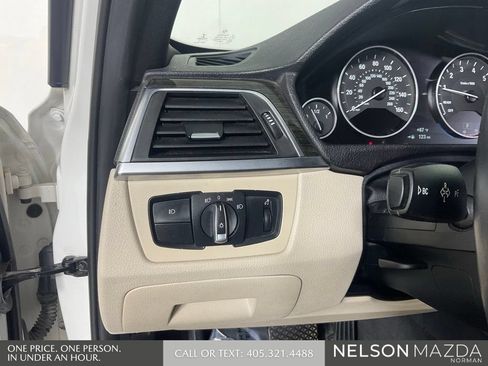 Used 2017 BMW 320i Sedan RWD image 44