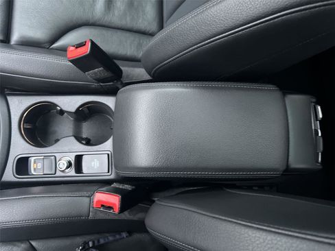 Used 2018 Audi Q3 2.0T Premium Plus w/ Premium Plus Package image 23