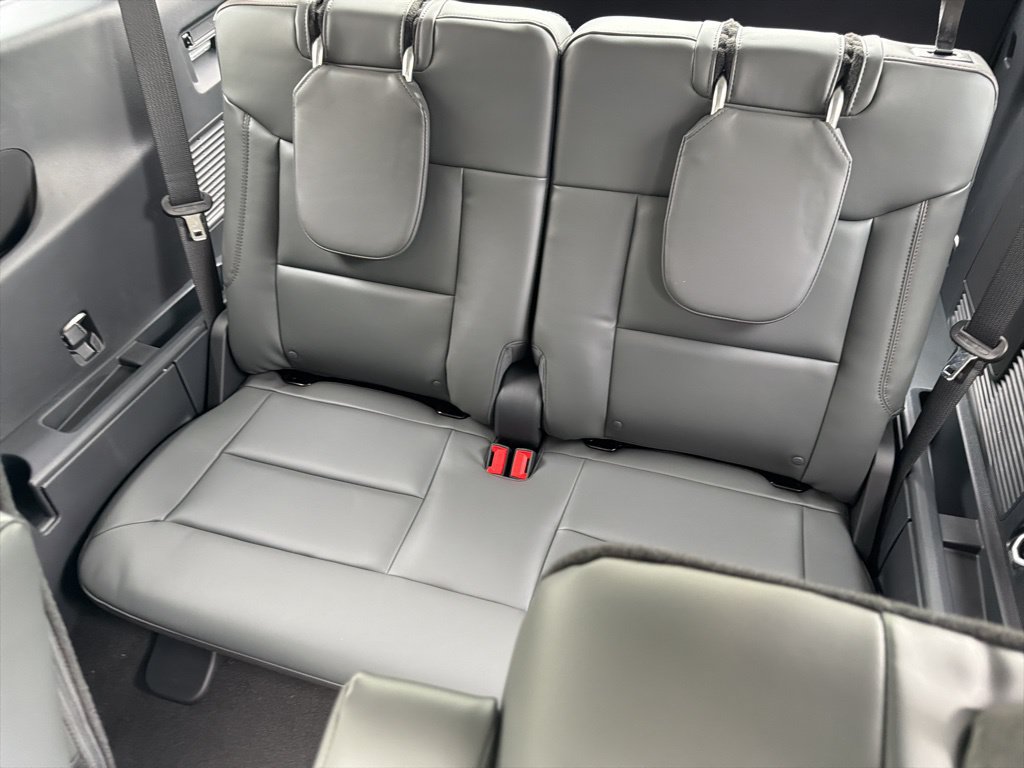 New 2026 Ford Explorer Active w/ Active Comfort Package AWD/4WD image 11
