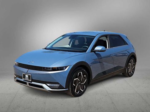 Used 2024 Hyundai Ioniq 5 SEL image 4