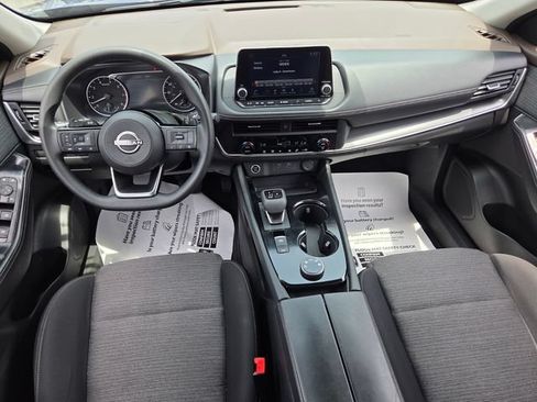 Used 2023 Nissan Rogue SV AWD/4WD image 9