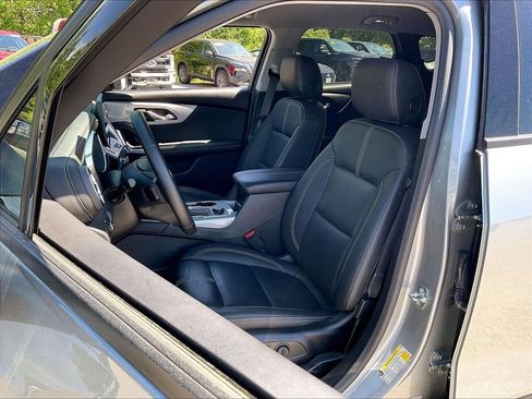 Used 2023 Chevrolet Blazer LT AWD/4WD image 9