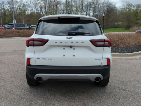 Used 2023 Ford Escape Platinum AWD/4WD image 7