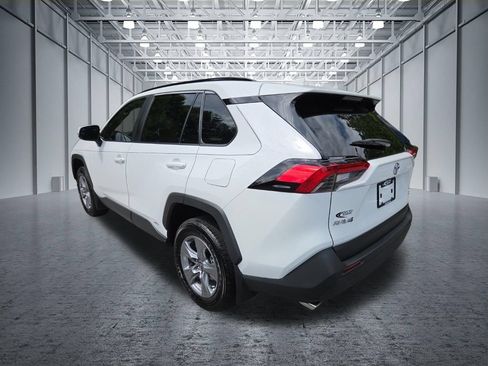 Used 2025 Toyota RAV4 XLE AWD/4WD image 6