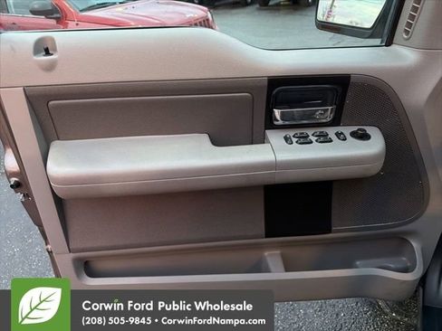 Used 2005 Ford F150 XLT image 13