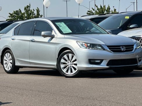 Used 2015 Honda Accord EX-L image 2