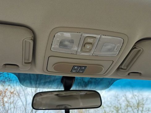 Used 2009 Hyundai Elantra GLS image 13