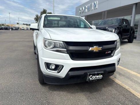 Used 2018 Chevrolet Colorado Z71 AWD/4WD image 3