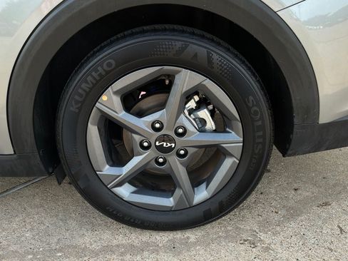 Used 2025 Kia K4 FWD image 9