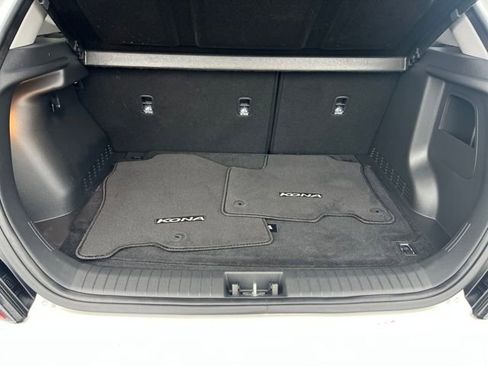 Certified 2023 Hyundai Kona SE image 12