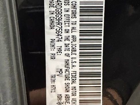 Used 2017 Dodge Grand Caravan SE image 25