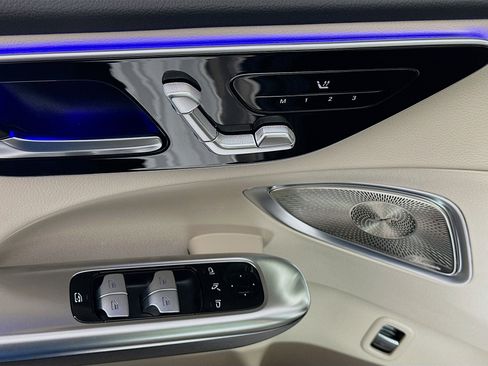 Used 2024 Mercedes-Benz C 300 Sedan image 15