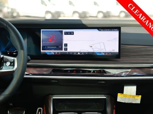Used 2025 BMW i7 M70 w/ Executive Package image 26
