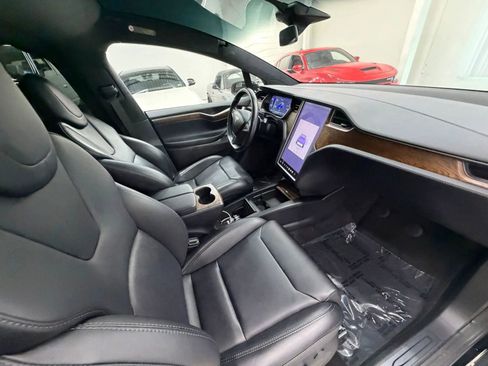 Used 2018 Tesla Model X 100D AWD/4WD image 18