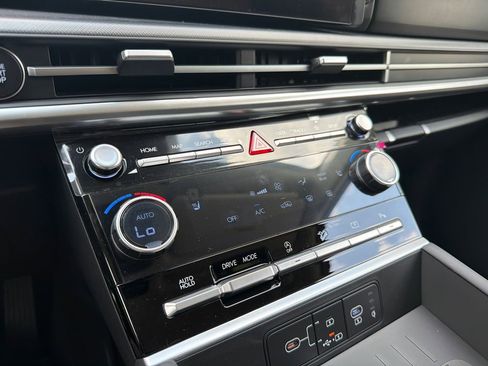 New 2026 Hyundai Santa Fe SEL FWD image 24