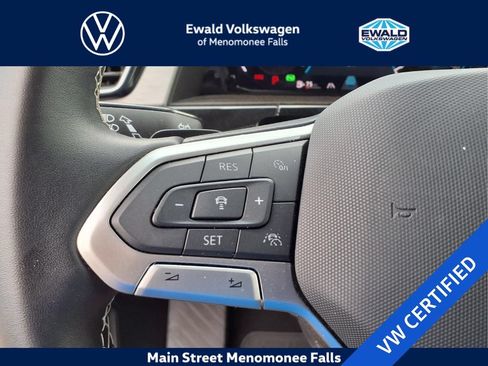 Certified 2026 Volkswagen Atlas Cross Sport SE AWD/4WD image 15