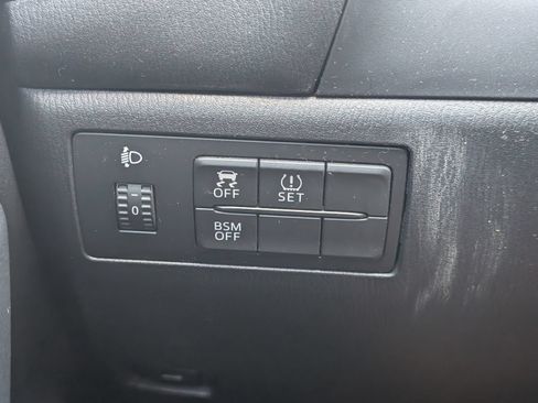 Used 2014 MAZDA MAZDA3 s Touring FWD image 6