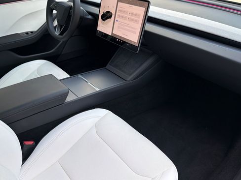 Used 2024 Tesla Model 3 RWD image 14