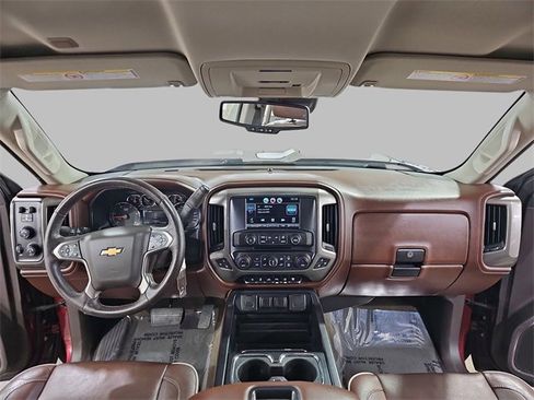 Used 2015 Chevrolet Silverado 3500 High Country w/ Duramax Plus Package image 9