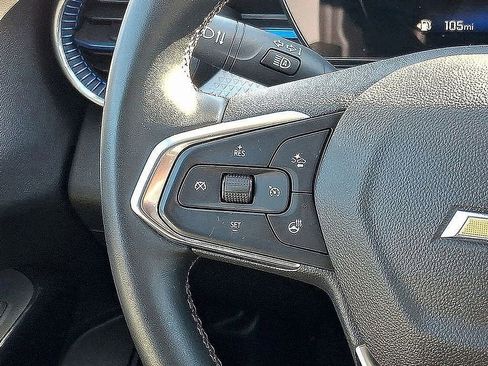 Used 2024 Chevrolet Trax LT w/ Driver Confidence Package image 24