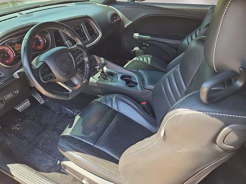 Used 2023 Dodge Challenger SRT Hellcat RWD image 15