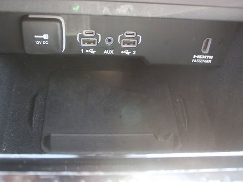 Used 2023 Jeep Grand Wagoneer Series II w/ Flexible Seating Group image 26