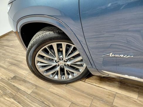Used 2025 Buick Enclave Avenir w/ LPO, All-Weather Package image 24