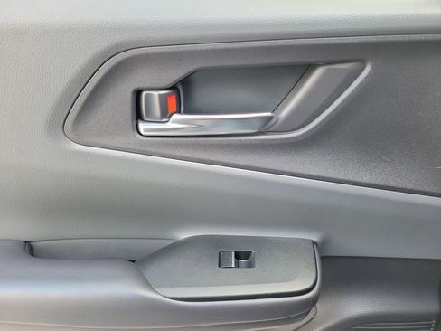 Used 2024 Toyota Prius XLE image 12