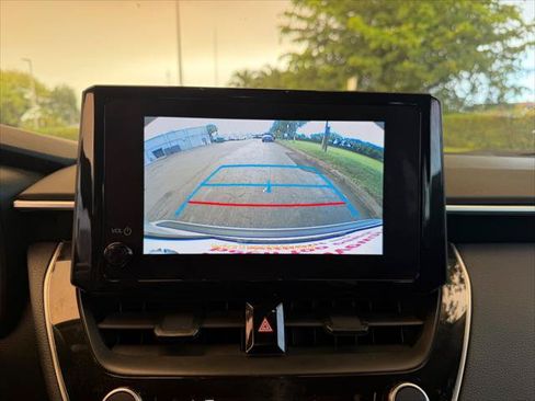Used 2024 Toyota Corolla LE FWD image 24