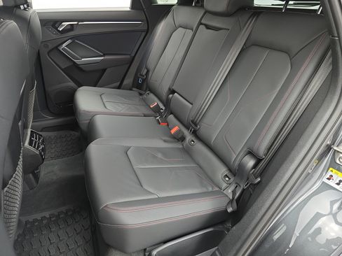 Used 2025 Audi Q3 2.0T Premium Plus w/ Premium Plus Package AWD/4WD image 14