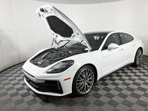 New 2025 Porsche Panamera 4 image 35