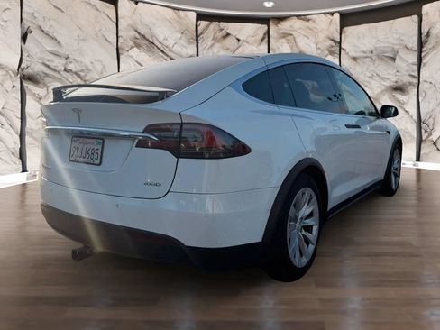 Used 2018 Tesla Model X 100D AWD/4WD image 6