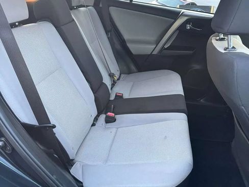 Used 2017 Toyota RAV4 XLE FWD image 18