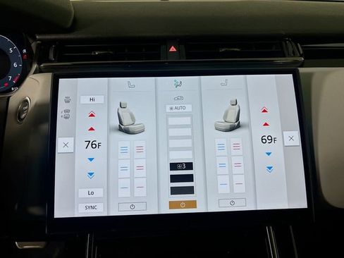 Used 2026 Land Rover Range Rover Velar Dynamic SE image 18