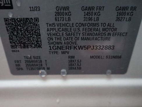 Used 2023 Chevrolet Traverse LS FWD image 4