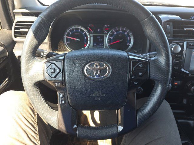 Used 2017 Toyota 4Runner TRD Off-Road AWD/4WD image 14