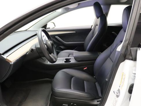 Used 2023 Tesla Model 3 Standard Range image 14