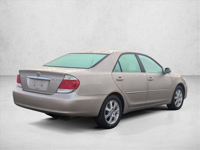 Used 2005 Toyota Camry XLE FWD image 5