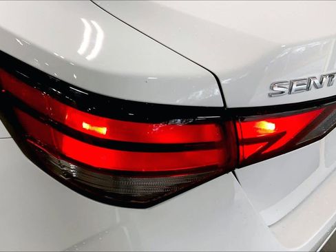 Used 2024 Nissan Sentra SV image 26