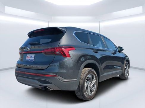 Used 2023 Hyundai Santa Fe SE image 3