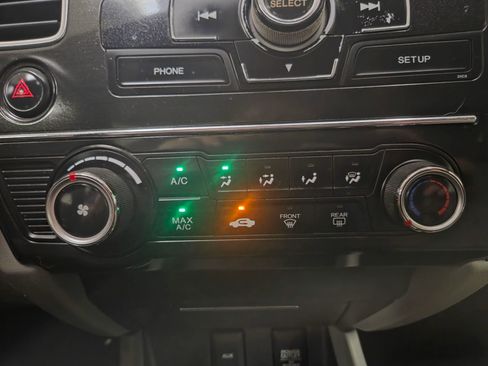 Used 2013 Honda Civic LX image 24