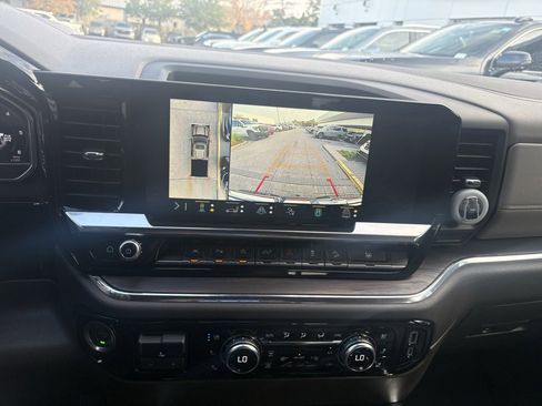 Used 2023 GMC Sierra 1500 SLT w/ SLT Premium Plus Package image 27