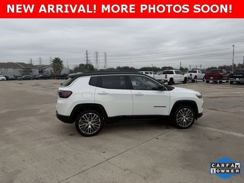 Used 2022 Jeep Compass Limited w/ Elite Group image 3