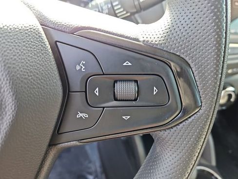 Used 2021 Chevrolet TrailBlazer LS image 24