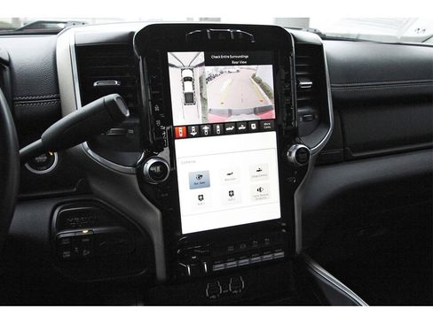 Used 2024 RAM 2500 Laramie w/ Towing Technology Group image 24