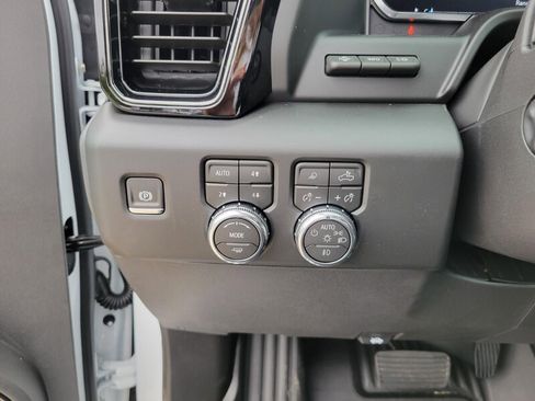 New 2026 GMC Sierra 1500 AT4 image 20