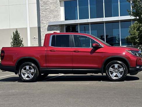 New 2025 Honda Ridgeline RTL image 3