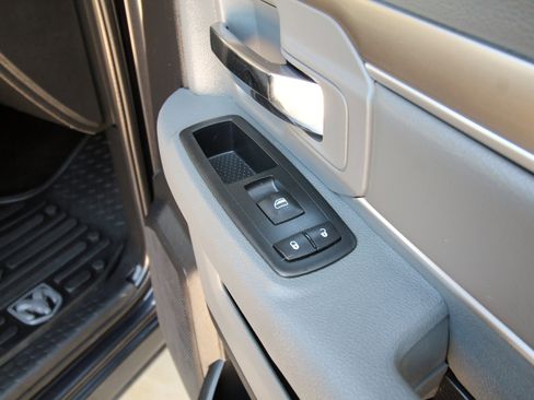 Used 2016 RAM 2500 Lone Star image 36