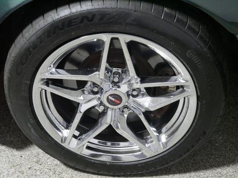 Used 1995 Chevrolet Corvette Coupe RWD image 15