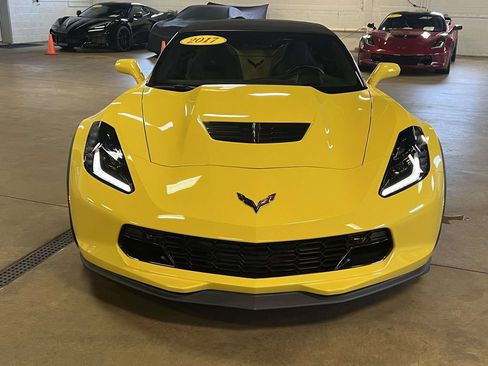 Used 2017 Chevrolet Corvette Z06 RWD image 5